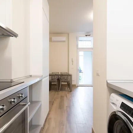 Menabrea Flat Apartment Milan
