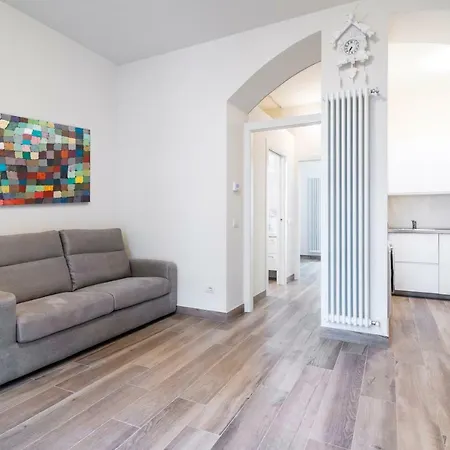 Menabrea Flat * ميلان